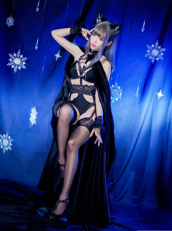 白丝萝莉侍奉 ElyEE子 cosplay写真图片及视频合集下载