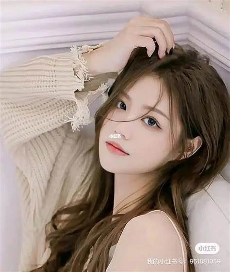 咬唇JK学妹 rua阮阮 COSPLAY写真图包合集下载 咬唇JK学妹 rua阮阮 COSPLAY写真图包合集下载