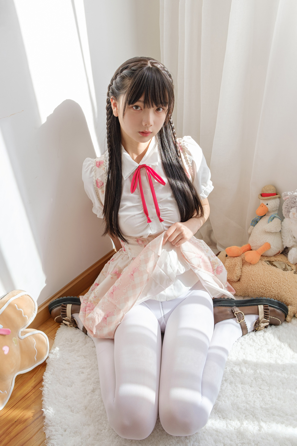 晴空07期定制写真 赤西夜夜 双马尾白丝粉色JK 一亿像素 [81P1V-3.54GB]