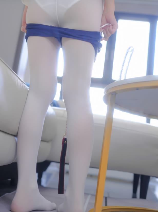 奶昔 紧急企划白丝萝莉侍奉写真图片及视频合集下载