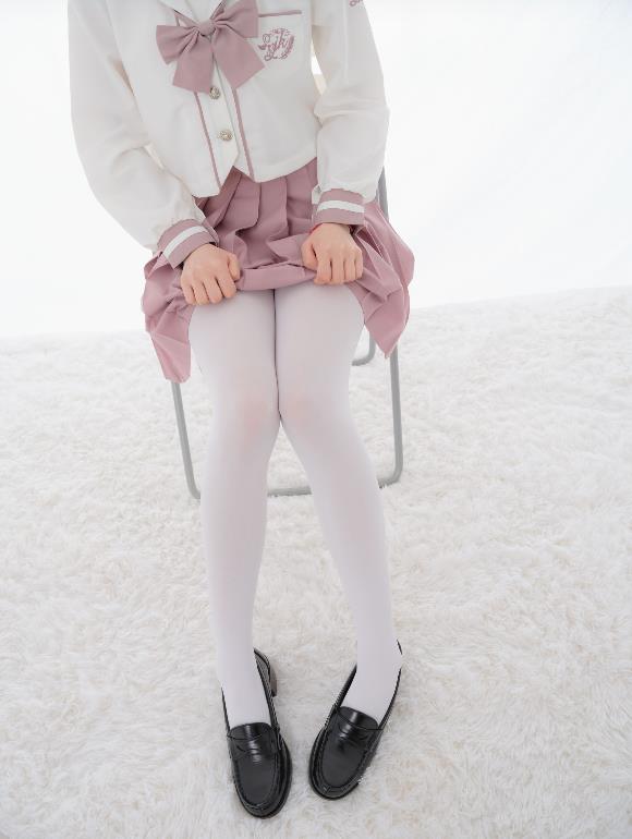 奶糖 紧急企划双马尾骑乘位写真图集在线观看